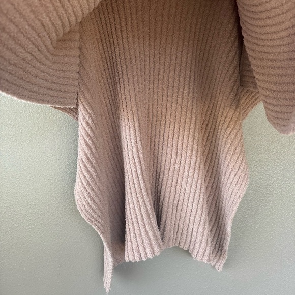 Free People Bestie Blanket Hoodie Poncho soft fuzzy EUC C - Picture 5 of 8